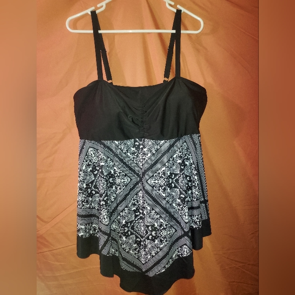 Woman's 2 piece swimwear 5X